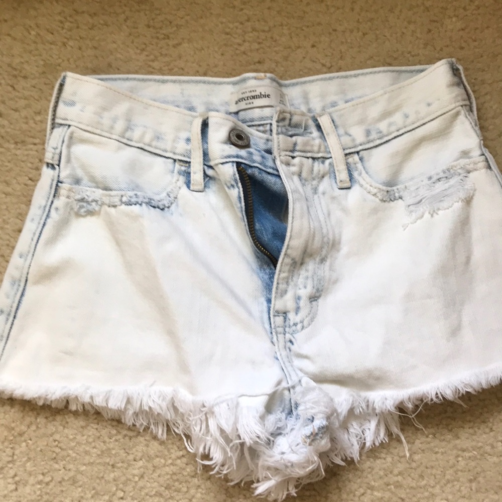 Abercrombie Light Wash kids denim shorts